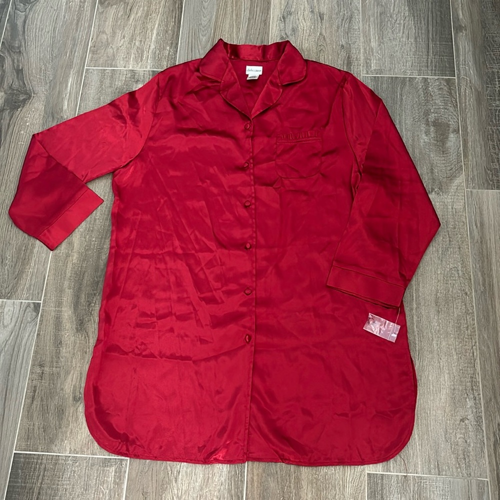 Delicates red 100% polyester button down nightgown pajamas oversized nighty L